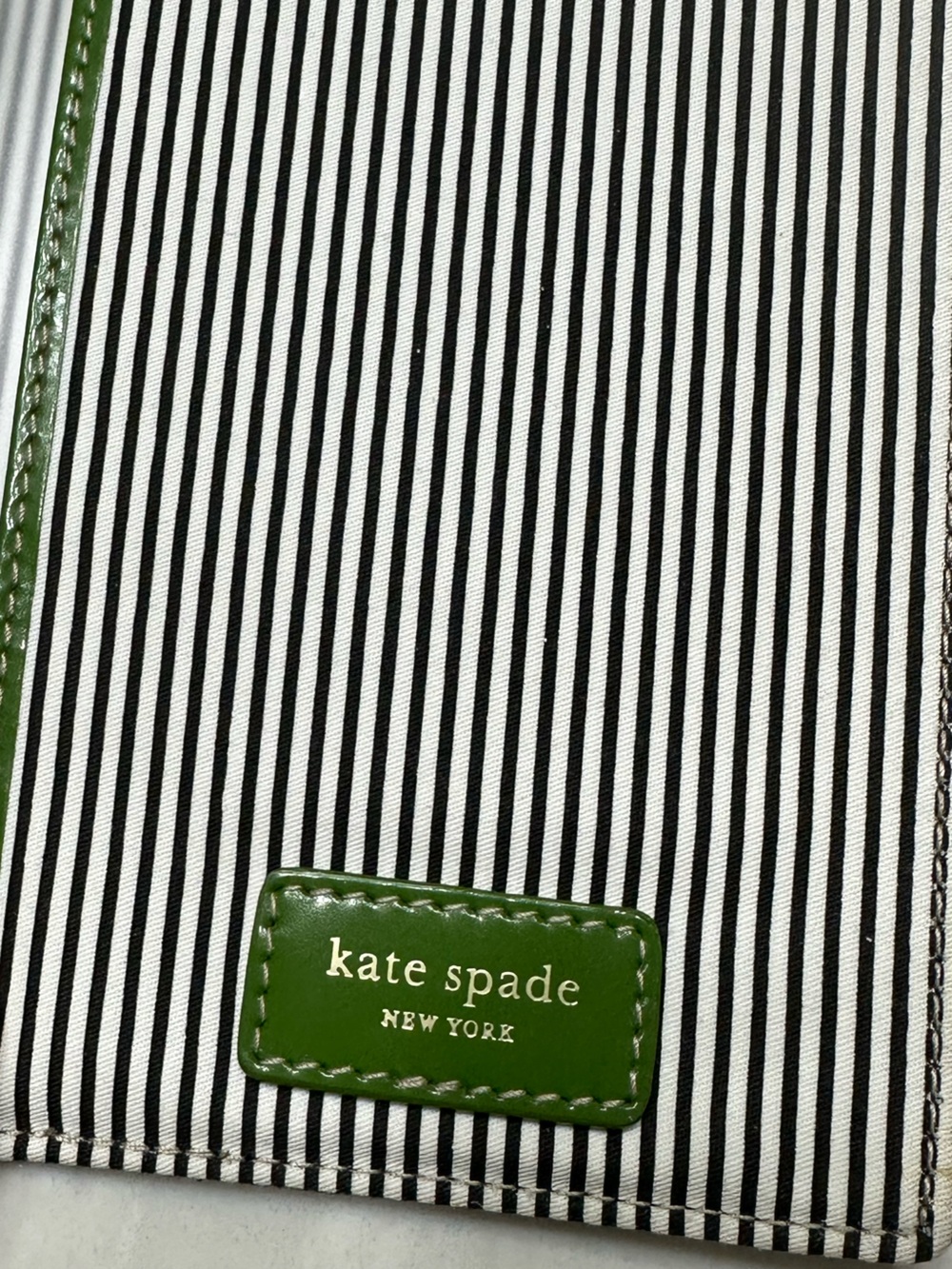 Kate Spade Black Fabric Photo Cover with Green Logo Plaque, 12 pages - Picture 7 of 7
